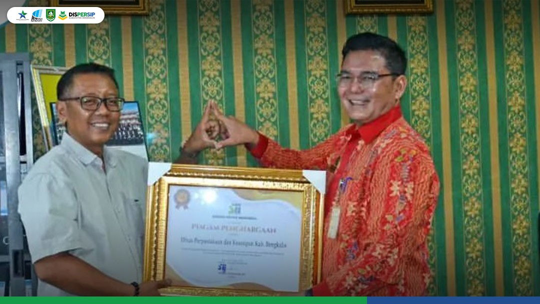 WOW!!! DISPERSIP MENERIMA PIAGAM PENGHARGAAN DARI SINERGI INDEKS INDONESIA