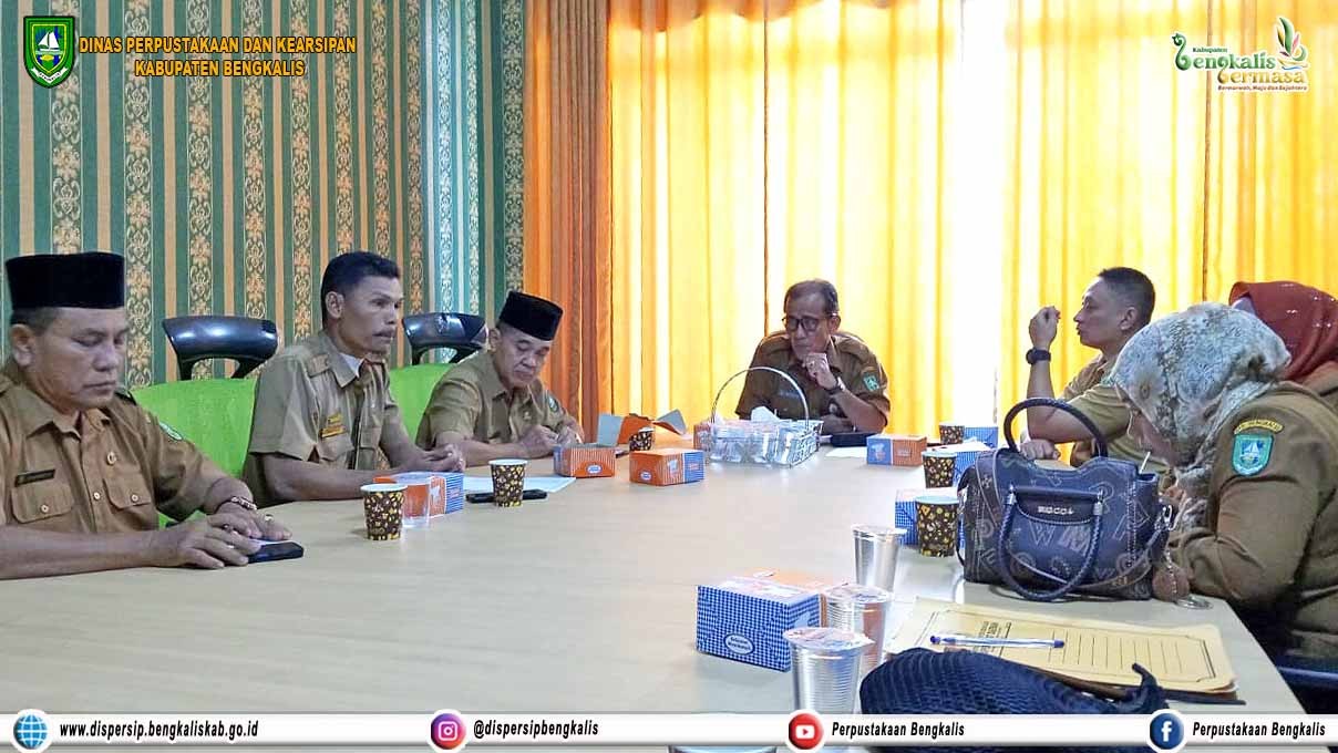 Rapat Persiapan serta Penyerahan Uang Hewan Qurban Tahun 2024 Dispersip Bengkalis