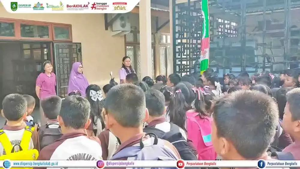 Kunjungan Siswa SDS Kanaan ke UPT Perpustakaan Kecamatan Mandau