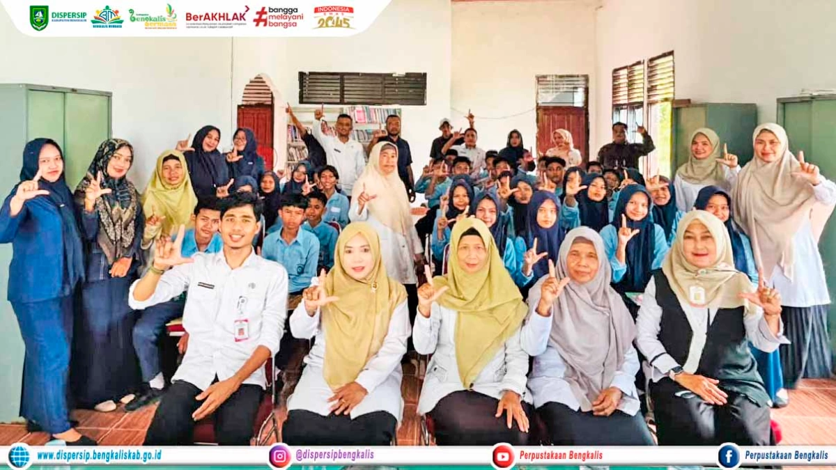 Kegiatan Literasi Inklusi Sosial di UPT Perpustakaan Kecamatan Bantan Bersama Siswa SMP Negeri 1 Bantan